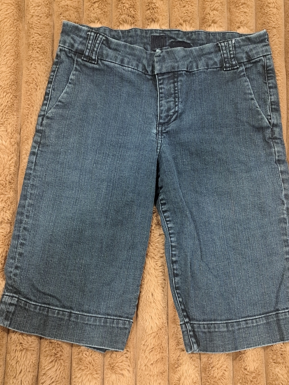 KUT From The Kloth Denim Shorts Womens Size 10 Blue Bermuda Jean Stretch Casual